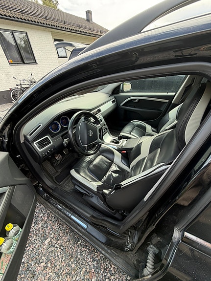 Volvo V70 6 of 6