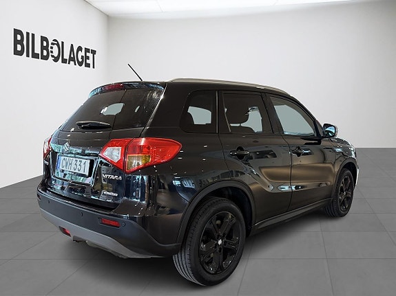 Suzuki Vitara 4 of 17