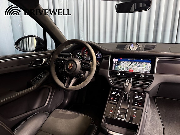 Porsche Macan GTS 10 of 29