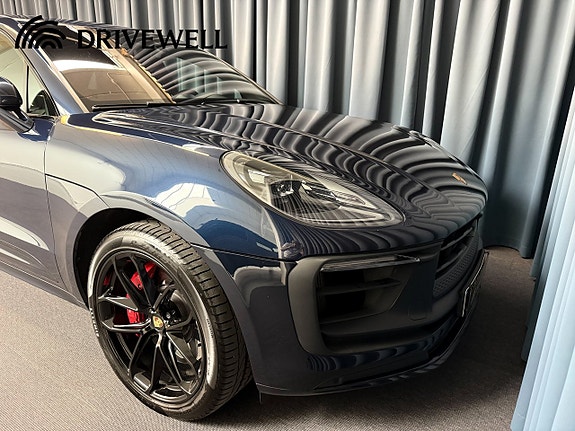 Porsche Macan GTS 29 of 29