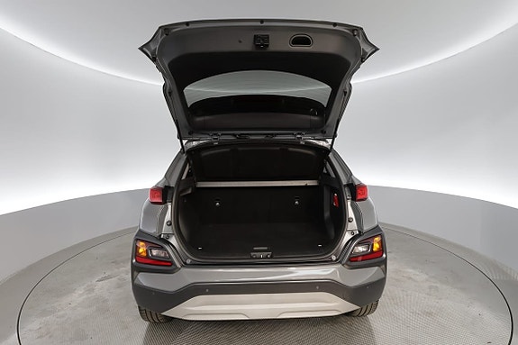 Hyundai Kona 15 of 16