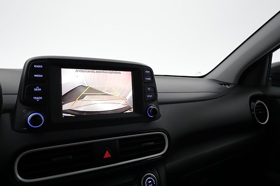 Hyundai Kona 12 of 16