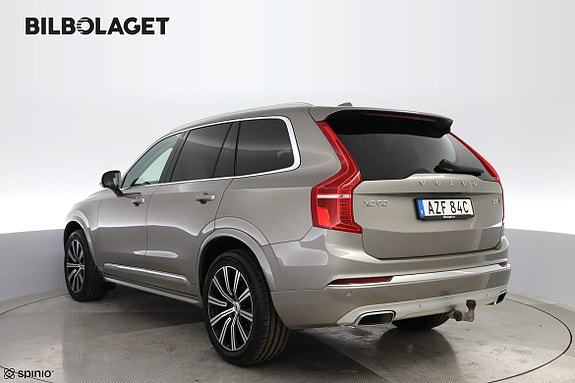 Volvo XC90 3 of 23