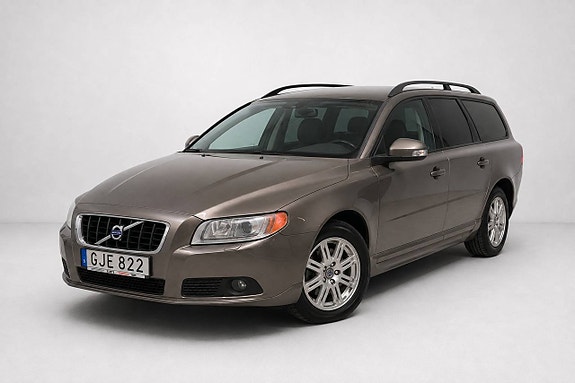 Volvo V70 4 of 27