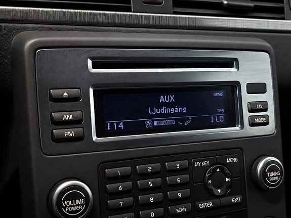 Volvo V70 23 of 27