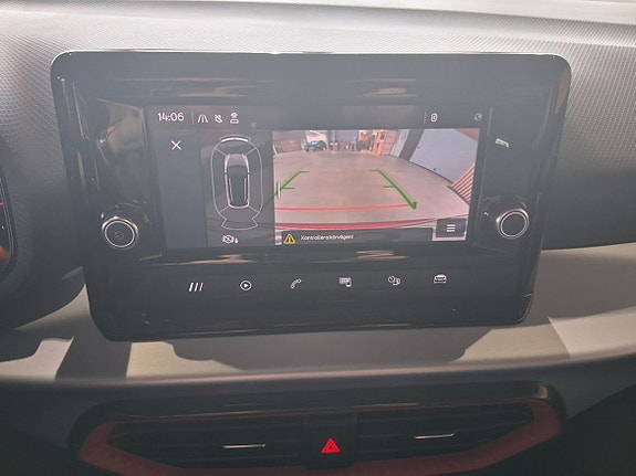 Seat Arona 9 of 12