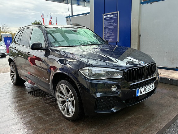 BMW X5 4 of 5
