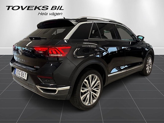 Volkswagen T-Roc 3 of 25