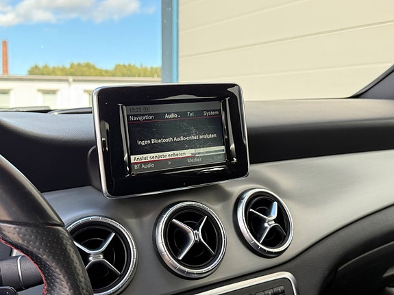 Mercedes-Benz CLA220 12 of 19