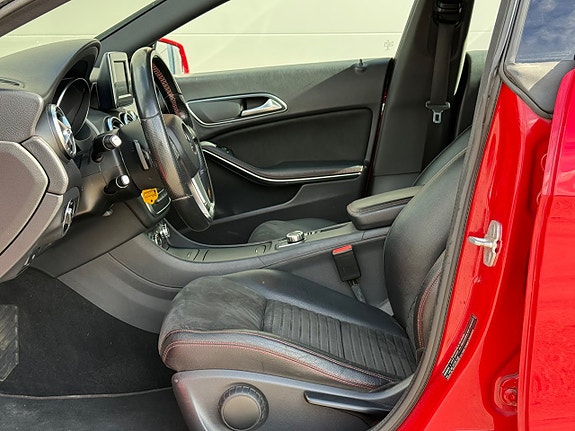 Mercedes-Benz CLA220 9 of 19
