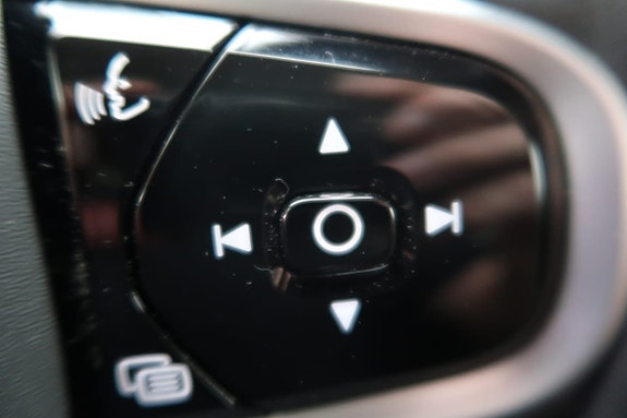 Volvo V60 16 of 22