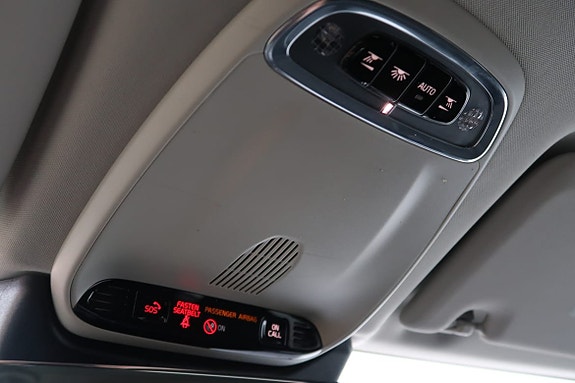 Volvo XC60 18 of 21