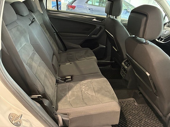 Volkswagen Tiguan Allspace 11 of 14