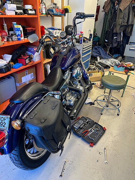 Harley-Davidson Super Glide 3 of 3
