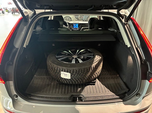 Volvo XC60 12 of 19