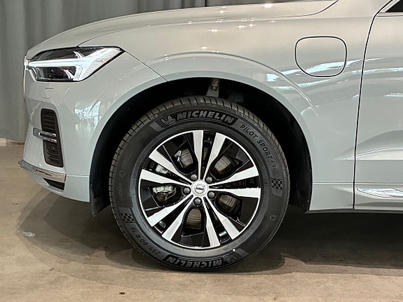 Volvo XC60 7 of 19