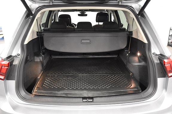 Volkswagen Tiguan Allspace 24 of 24
