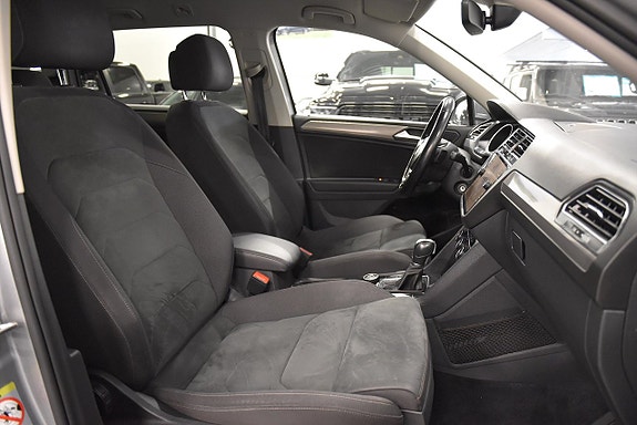 Volkswagen Tiguan Allspace 12 of 24