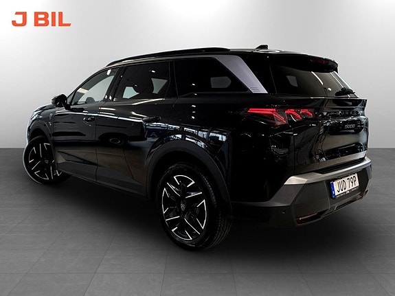 Peugeot 5008 3 of 15