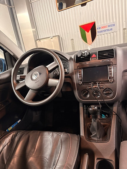Volkswagen Golf V 6 of 8