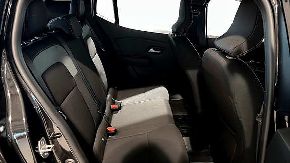 Dacia Sandero 5 of 9