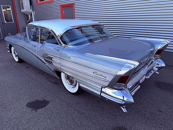Buick Century 12 of 30