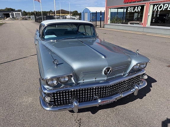 Buick Century 15 of 30