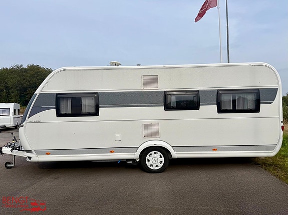 Hobby 515 UHL DE LUXE | Långbäddar | Lufttält | Mover | KAMPANJ 6 of 21