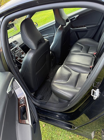 Volvo S60 5 of 10