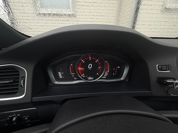 Volvo S60 4 of 10