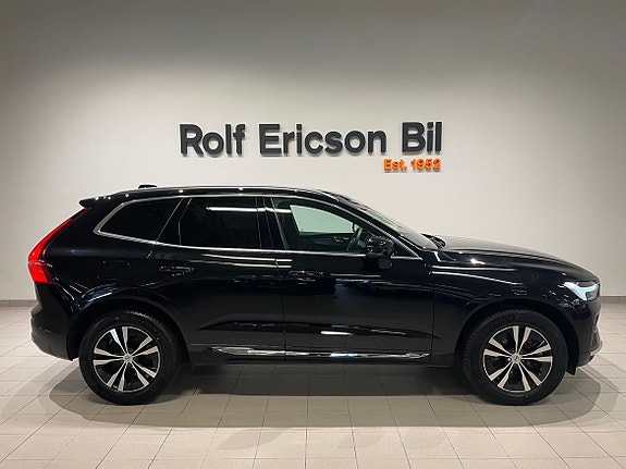 Volvo XC60 2 of 14