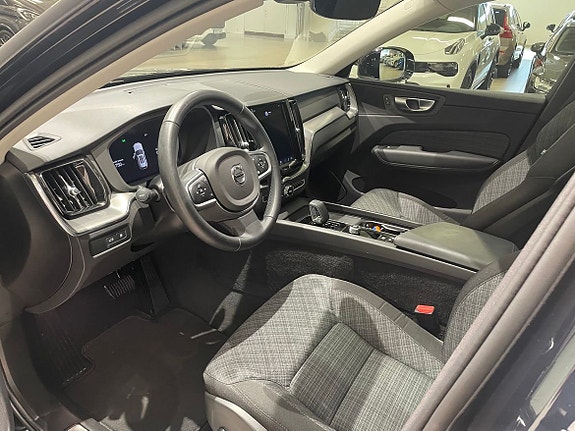 Volvo XC60 9 of 14