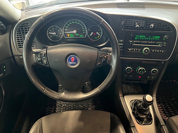 Saab 9-3 13 of 17