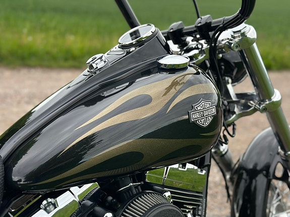 Harley-Davidson Wide Glide 5 of 6
