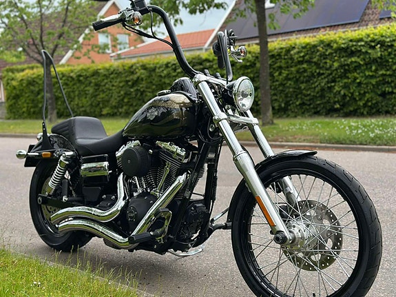 Harley-Davidson Wide Glide 2 of 6