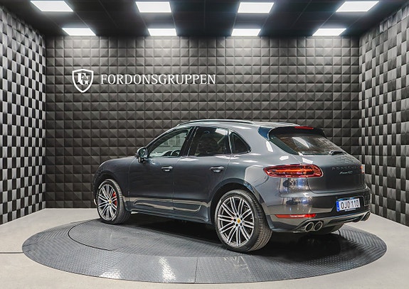 Porsche Macan GTS 3 of 27