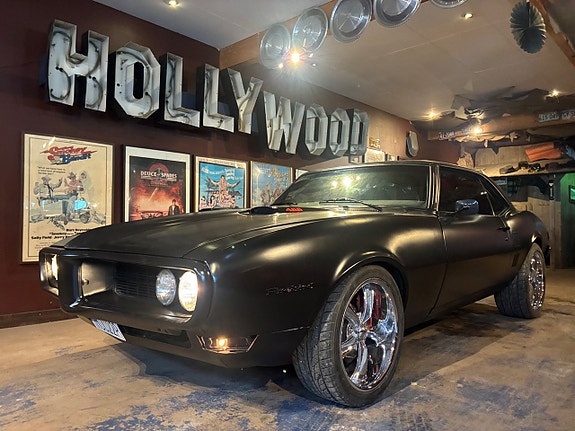 Pontiac Firebird 24 of 29