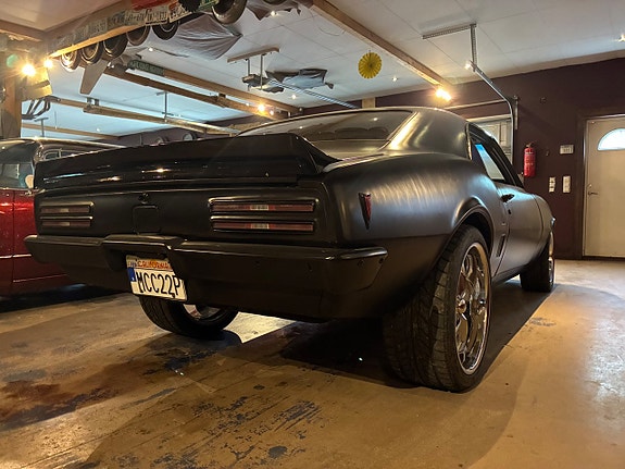 Pontiac Firebird 16 of 29