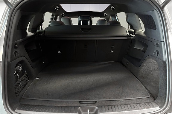 Mercedes-Benz GLB250+ 14 of 14