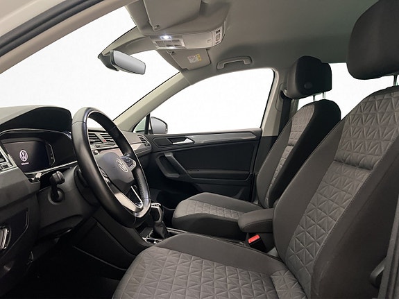 Volkswagen Tiguan 11 of 29