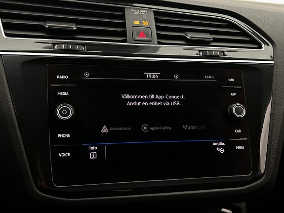 Volkswagen Tiguan 17 of 29