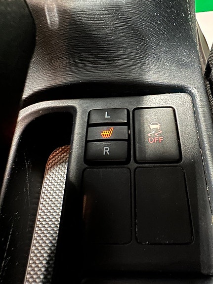 Toyota Yaris 18 of 27