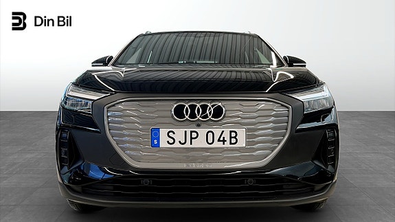 Audi Q4 e-tron 4 of 13