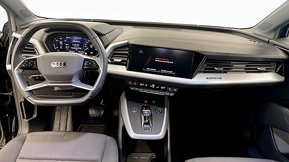 Audi Q4 e-tron 11 of 13