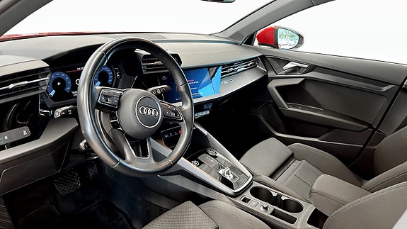 Audi A3 8 of 12