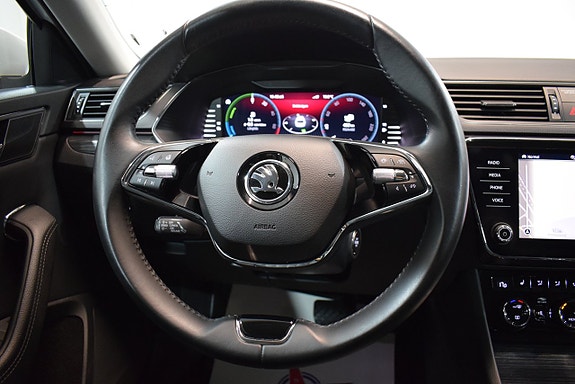 Skoda Superb 17 of 25
