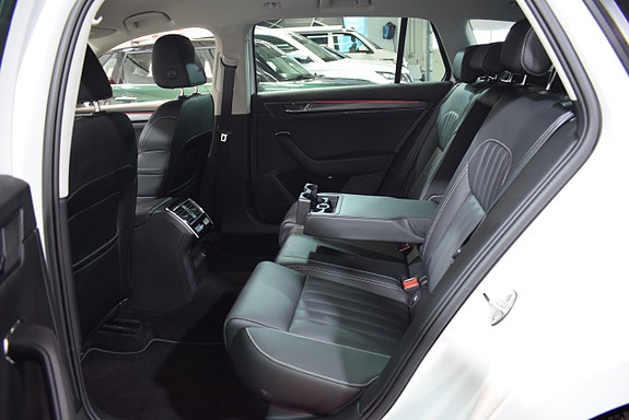 Skoda Superb 15 of 25