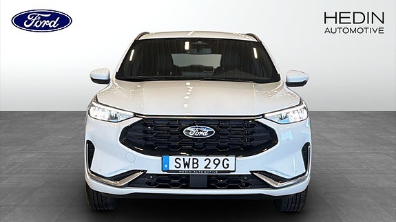 Ford Kuga 8 of 12
