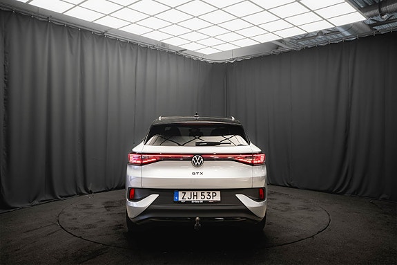 Volkswagen ID.4 GTX 8 of 26