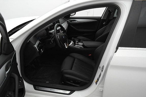 BMW 530e 8 of 28